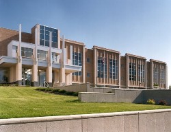 Image of the Scott County Courthouse.