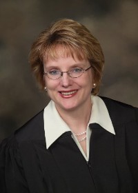 Chief Justice Lorie Skjerven Gildea